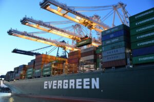 Accelerating Deliveries While Reducing Emissions Through the Use of AI in Logistics