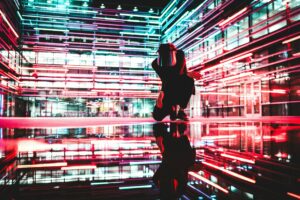 The Emergence of Synthetic Media: Hyper-Realistic Videos, Virtual Influencers, and News Anchors Generated by Artificial Intelligence